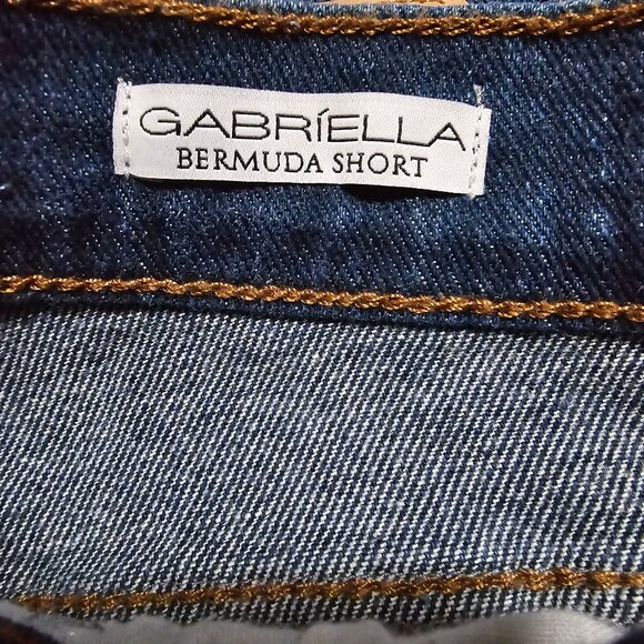 Women's Gabriella Bermuda Mid Rise Cuffed Hem Distressed Shorts Sofia Vergara - Picture 8 of 8